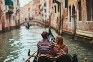 Perfekte private Venedig Tour mit Gondel-Fotoshoot