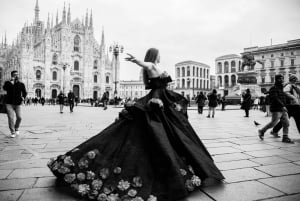 Photoshoot with a fairytale Dress in the heart of Milan