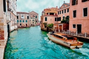 Experiência privada em Veneza: Excursão a pé pela cidade e de barco