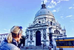 Experiência privada em Veneza: Excursão a pé pela cidade e de barco