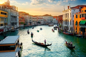 Expérience privée en gondole : découvrez les voies navigables de Venise