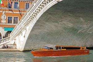 Private Water Taxi Transfer: Venice Airport - Hotel