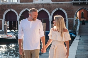 Professional Photoshoot in Venice: Rialto Bridge