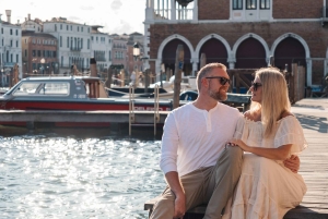 Professional Photoshoot in Venice: Rialto Bridge