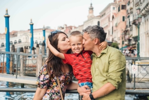 Professional Photoshoot in Venice: Rialto Bridge