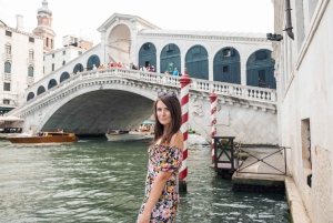 Professional Photoshoot in Venice: Rialto Bridge