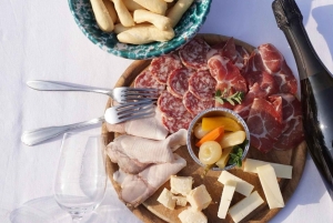 Prosecco Hills Private Tour All inclusive. 2 wineries+lunch