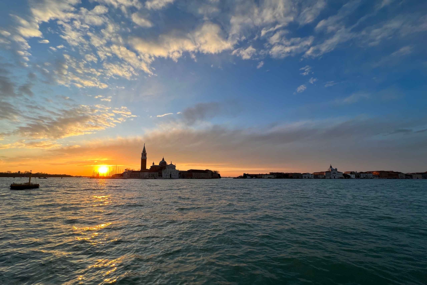 Punta Sabbioni - Venedig bei Sonnenuntergang: Bootstour mit Aperitif
