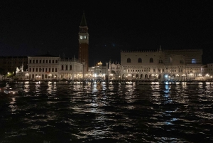 Punta Sabbioni - Venedig bei Sonnenuntergang: Bootstour mit Aperitif
