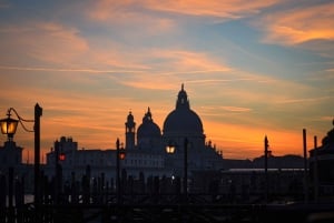 Punta Sabbioni: Venice By Night and Sunset Panoramic Cruise