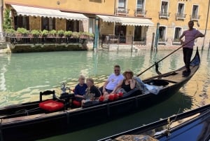 Ravenna Port: Transfer to Venice with Tour and Gondola Ride