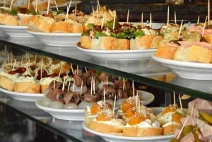 Rialton markkinat ja Cicchetti-keittoluokka venetsialaisessa paikassa