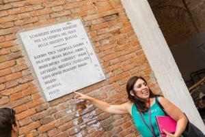 Venice: Rialto Market Food and Wine Lunchtime Tour