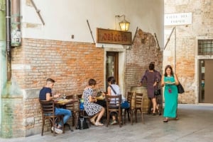 Venice: Rialto Market Food and Wine Lunchtime Tour