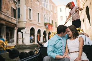 Private Gondola: Basilica della Salute & Secret Canals