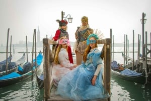 Sesión de fotos romántica para parejas en Venecia