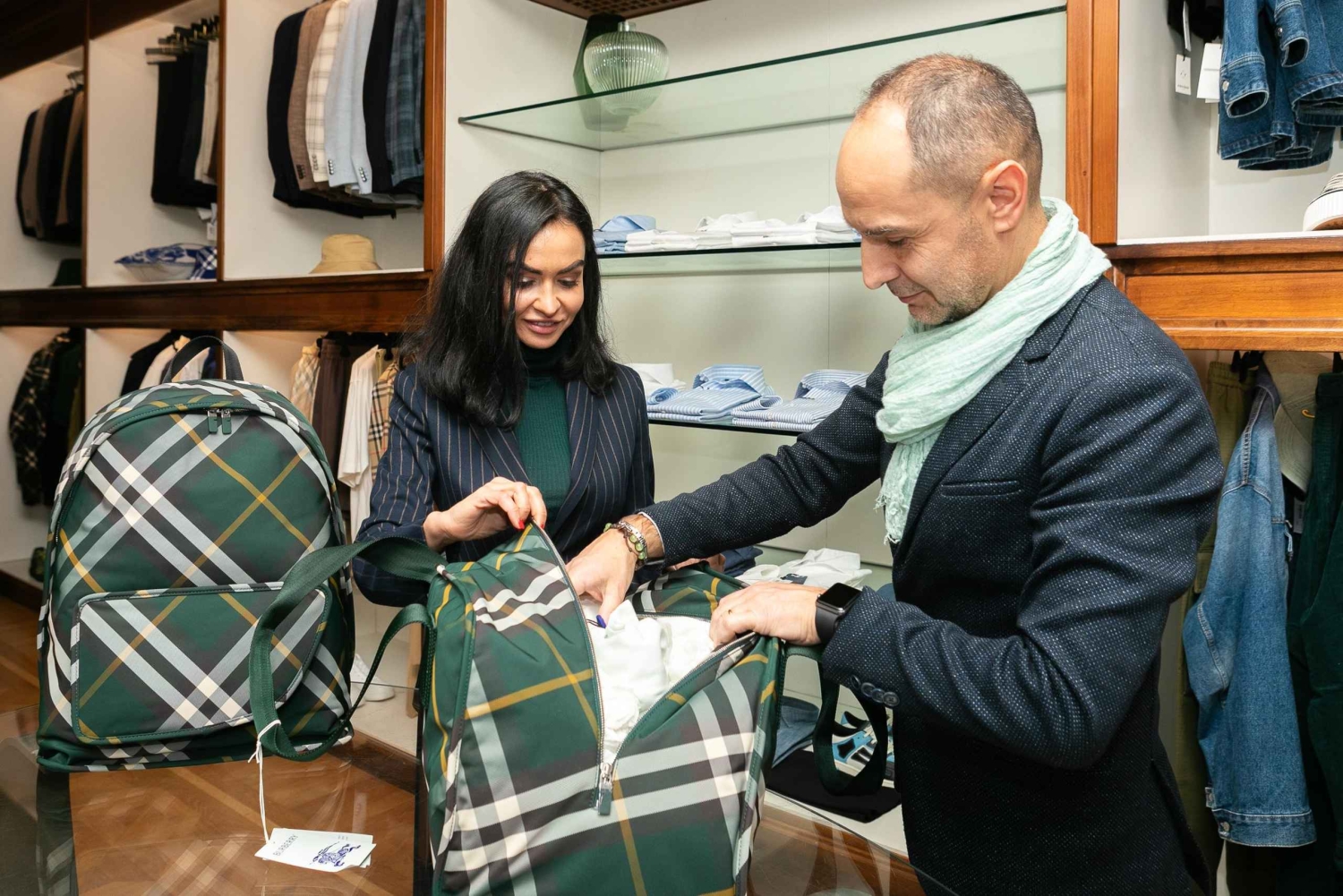 Shoppailu Venetsiassa henkilökohtaisen stylistin kanssa