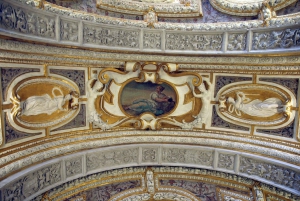 Kävele Dogen palatsin saleissa opastetulla kierroksella Venetsiassa