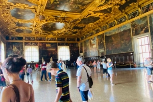 Passeggia per le sale di Palazzo Ducale con un tour guidato a Venezia