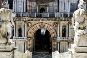 Passeggia per le sale di Palazzo Ducale con un tour guidato a Venezia