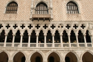 Passeggia per le sale di Palazzo Ducale con un tour guidato a Venezia