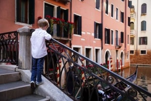 Stylish Photoshoots in Venice