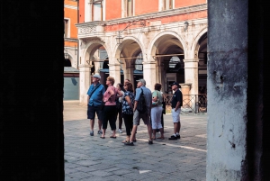 Tastes and Traditions of Venice: Rialto Market Tour