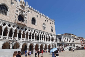 Ajaton Venetsia: Kattava kaupunkikierros paikallisen oppaan kanssa