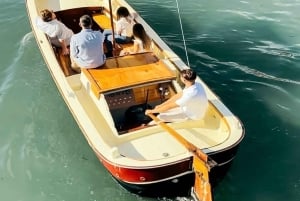 Giro in barca tipica nella laguna di venezia