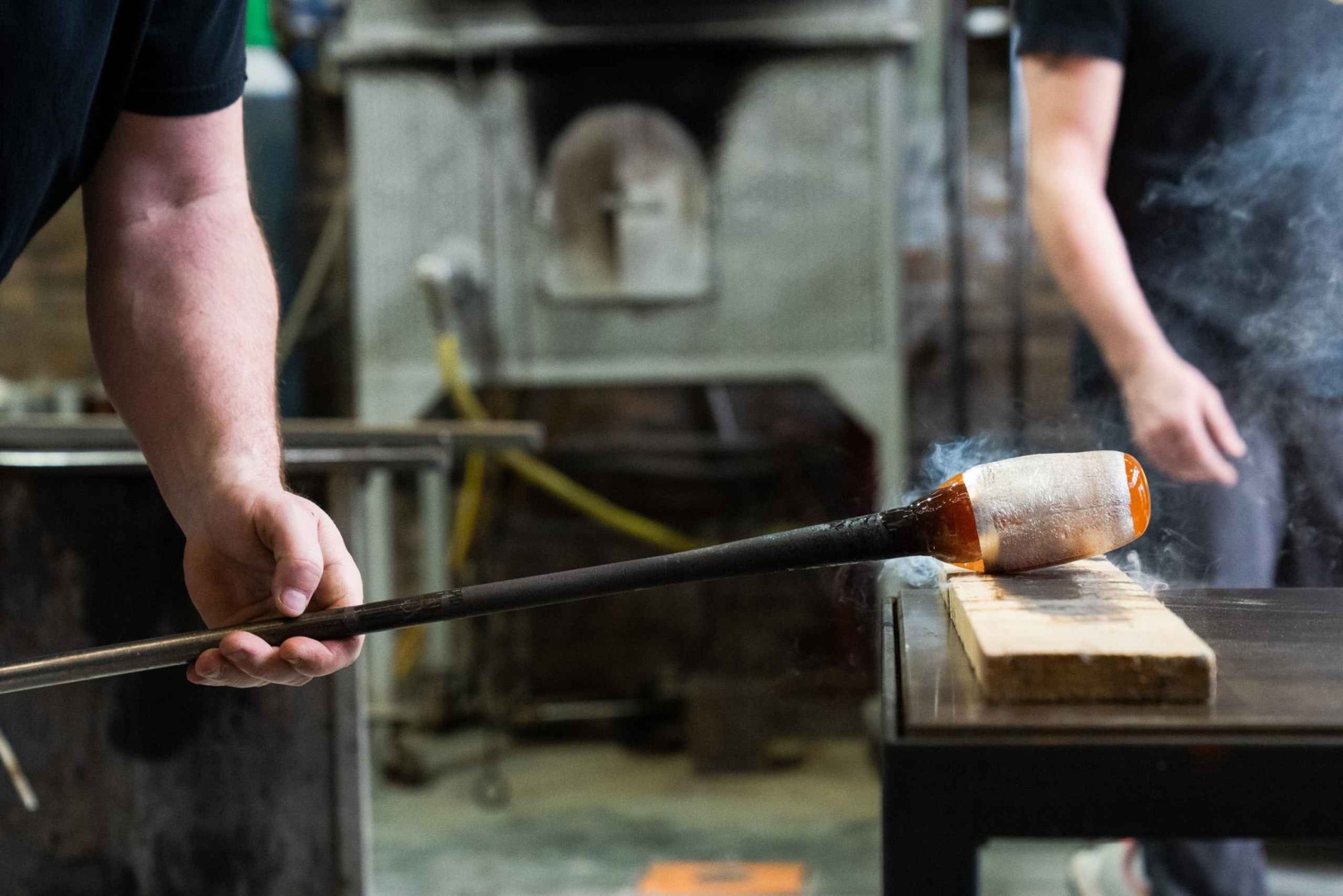 Viaja en el tiempo en Murano con un barco histórico veneciano