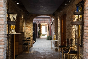 Viaja en el tiempo en Murano con un barco histórico veneciano