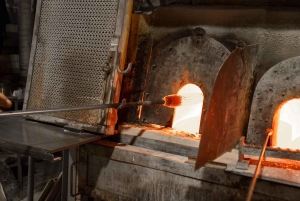 Viaja en el tiempo en Murano con un barco histórico veneciano