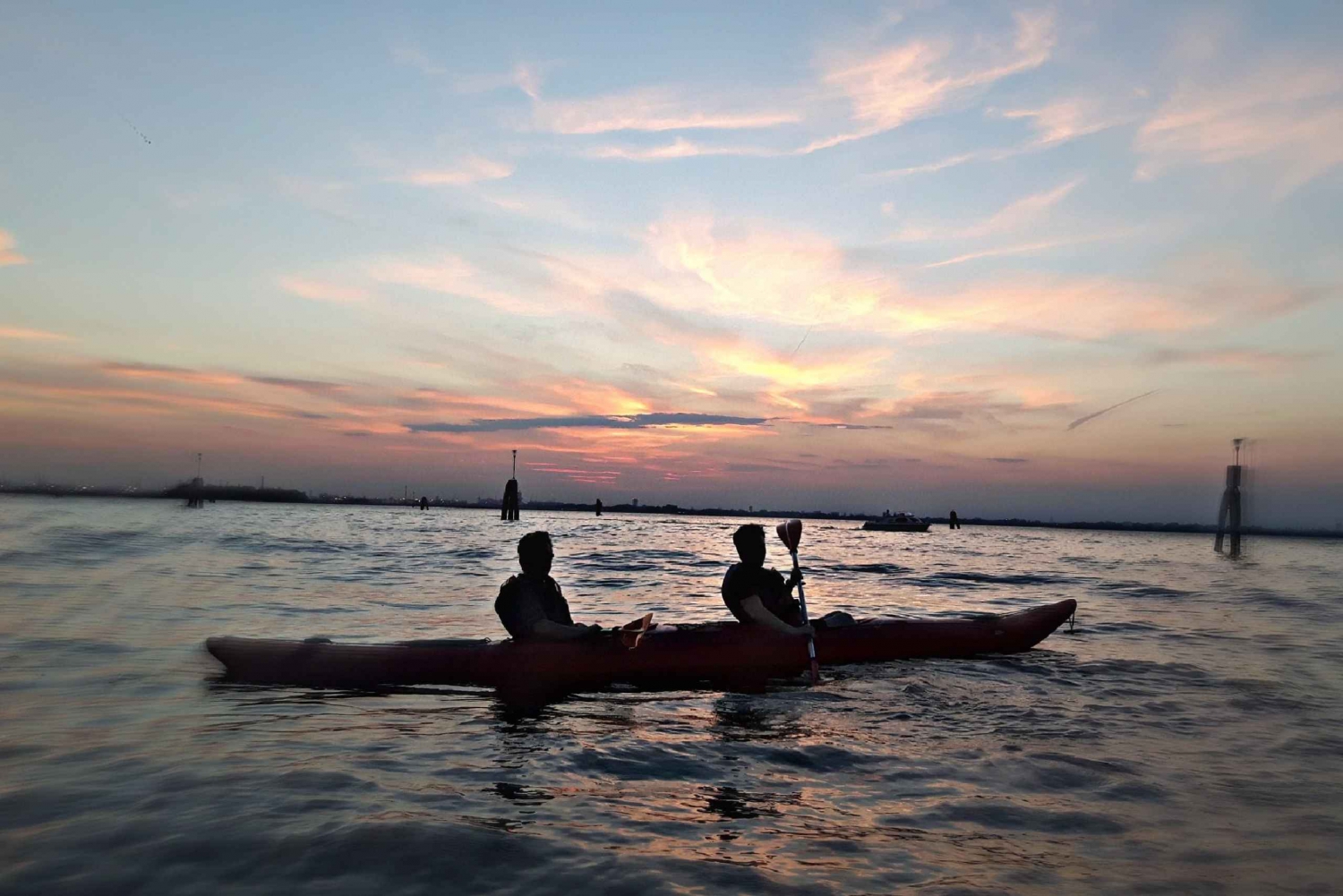 Unique night tour with sunset: Kayak in Venice with a guide