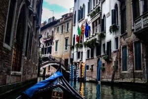 Venice: Guided Historic Center Walking Tour