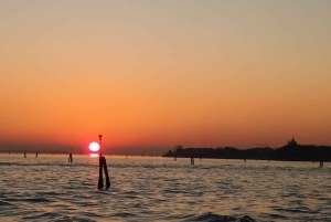 Venezia:Tour con aperitivo al tramonto