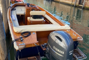 Venezia:Tour con aperitivo al tramonto