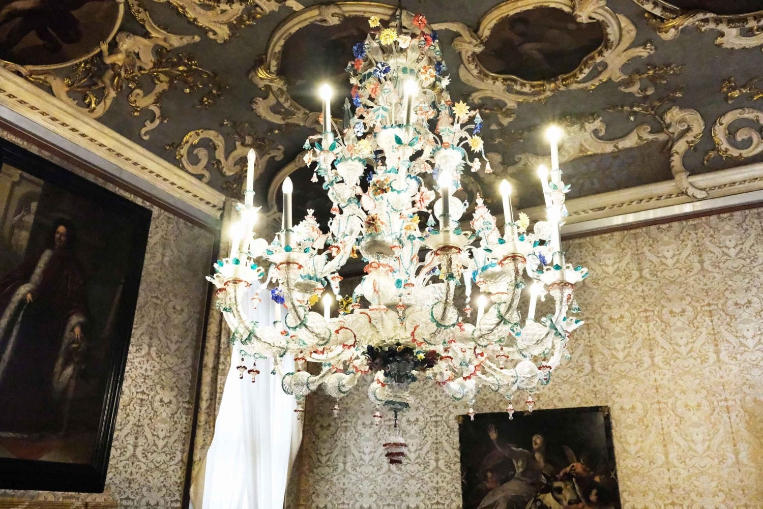 Veneza: Palácio do Grande Canal de 1700 e o Fascínio de Casanova™