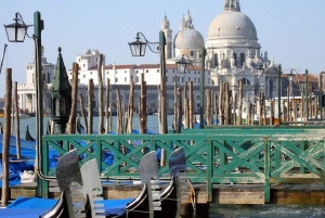 Wenecja: 30-minutowa przejażdżka gondolą po Wielkim Kanale z przewodnikiem