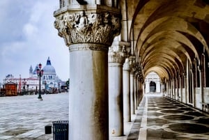 Wenecja: 4-godzinna wycieczka po mieście z Pałacem Dożów i wizytą w bazylice