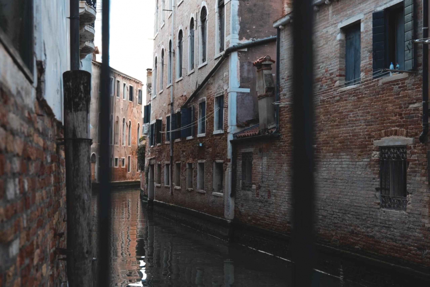 Venice: A Private Session With a Local Videomaker