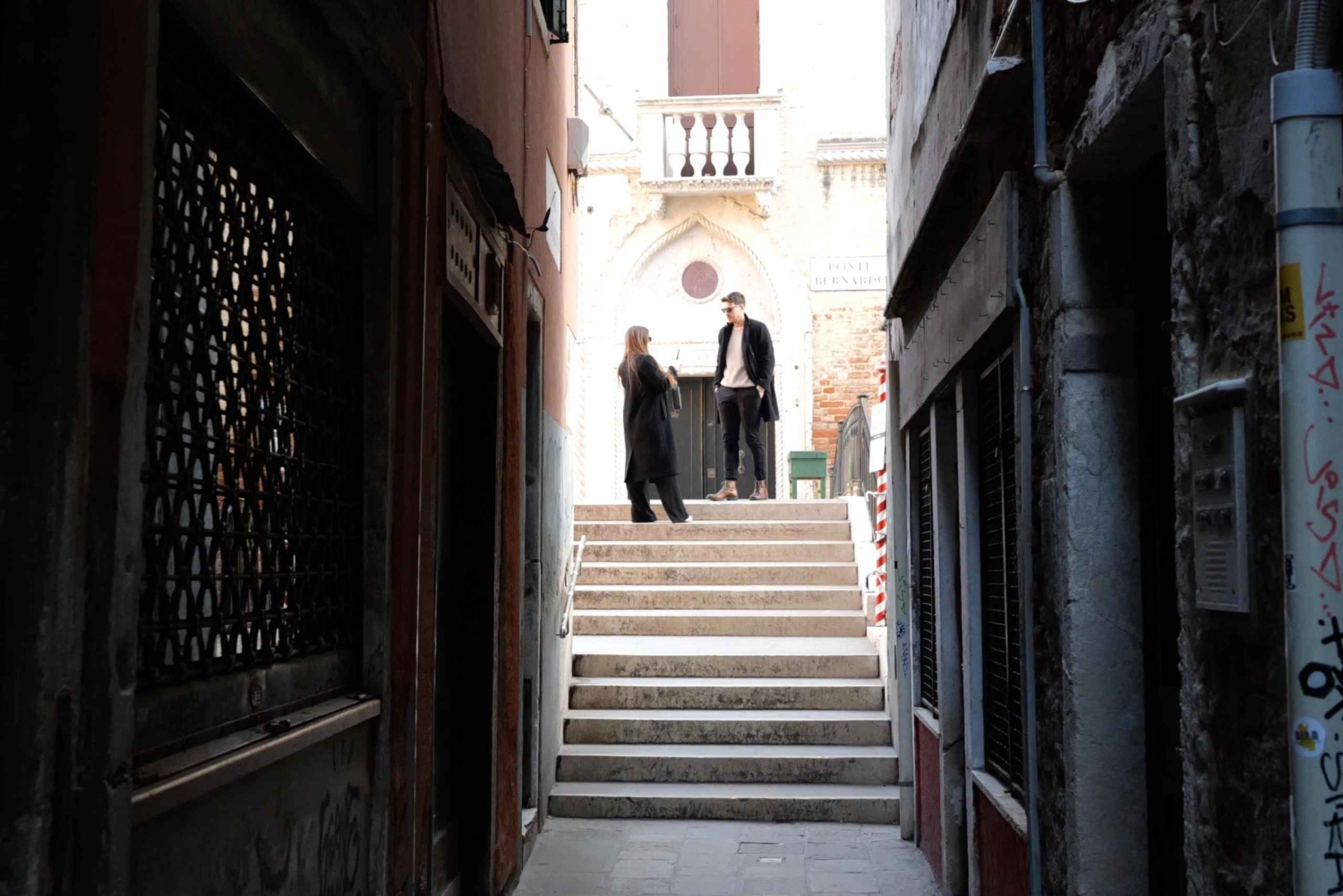 Venice: A Private Session With a Local Videomaker