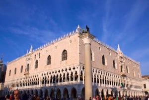 Venice: Basilica and Doge's Palace Tour with Gondola Ride