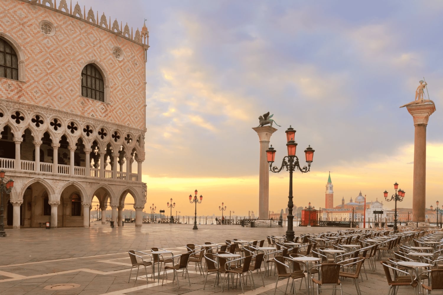 Venedig: Basilica, Dogepaladset, gondoltur med guidet tur