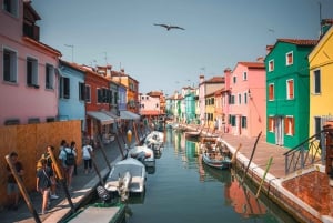 Venice: Boat Tour, Murano, Burano & Mysterious Secret Island