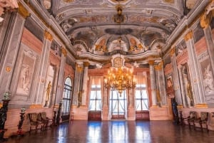 Venetië: 1700 Grand Canal Palace Insight & Casanova's Allure