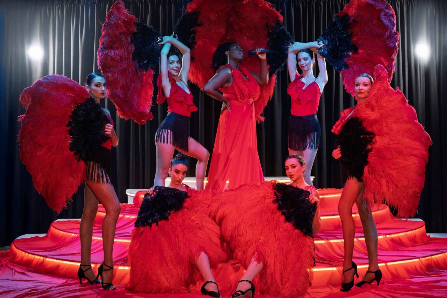 Wenecja: kabaret i kolacja – show Avanspettacolo Venezia ✨