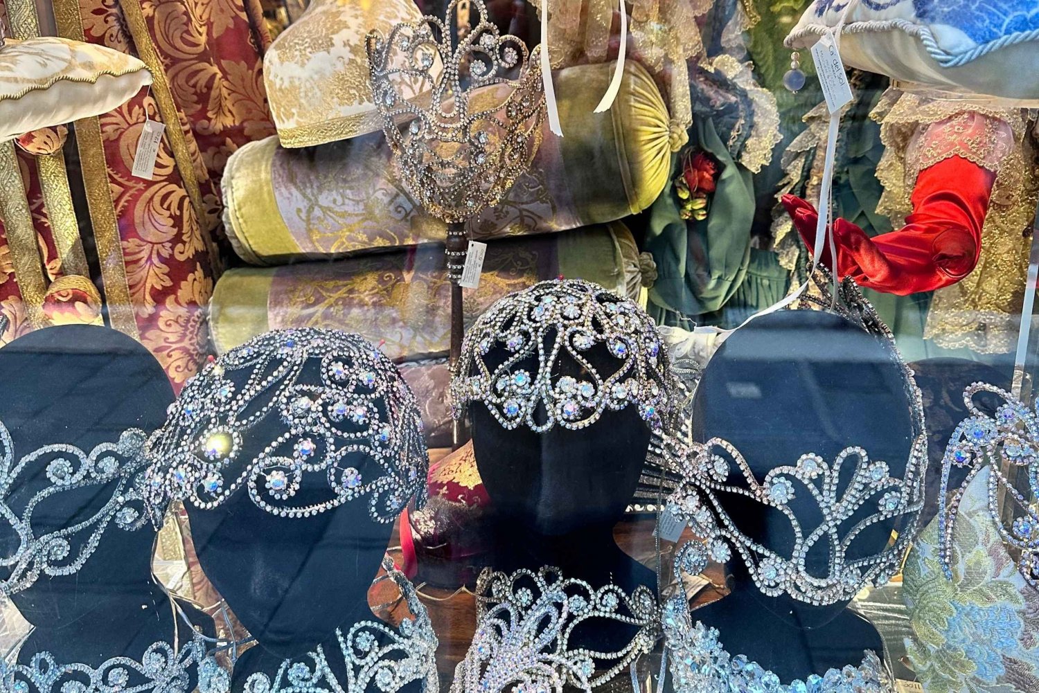 Venice: Dress-Up Experience Photoshoot