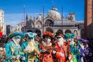 Tour Privado das Tradições do Carnaval de Veneza com Oficina de Máscaras