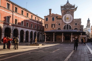 Venice: Casanova Charm Carnival Treasure Hunt