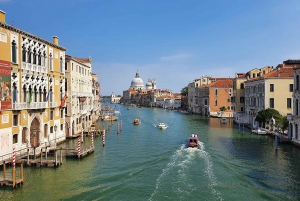 Venice Charm: St. Mark's, Rialto Bridge, and Gondola Ride